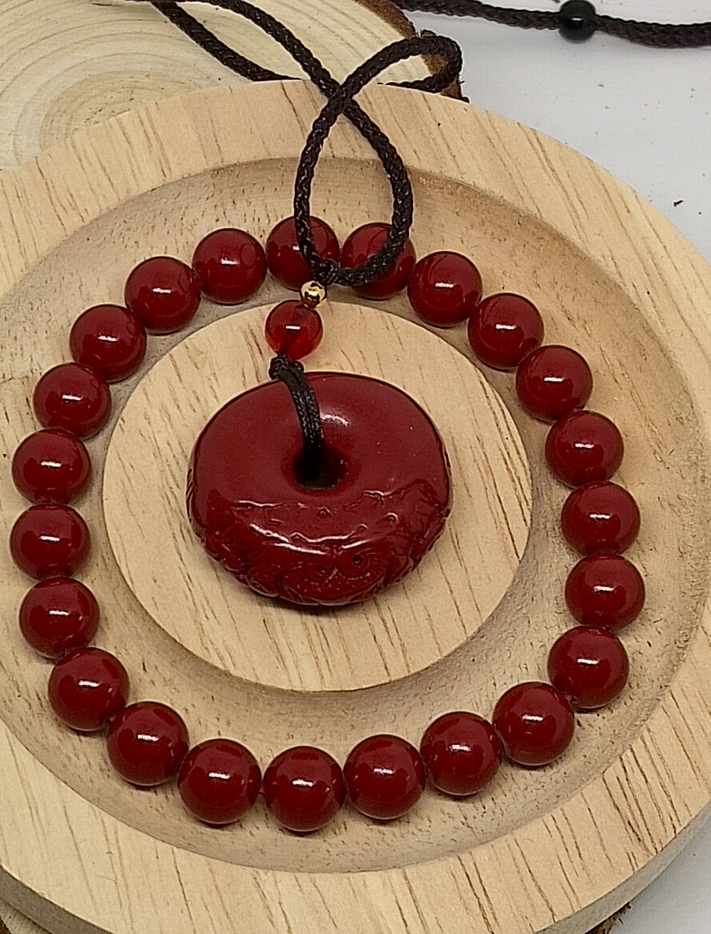 Collier et bracelet en Cinabre rouge