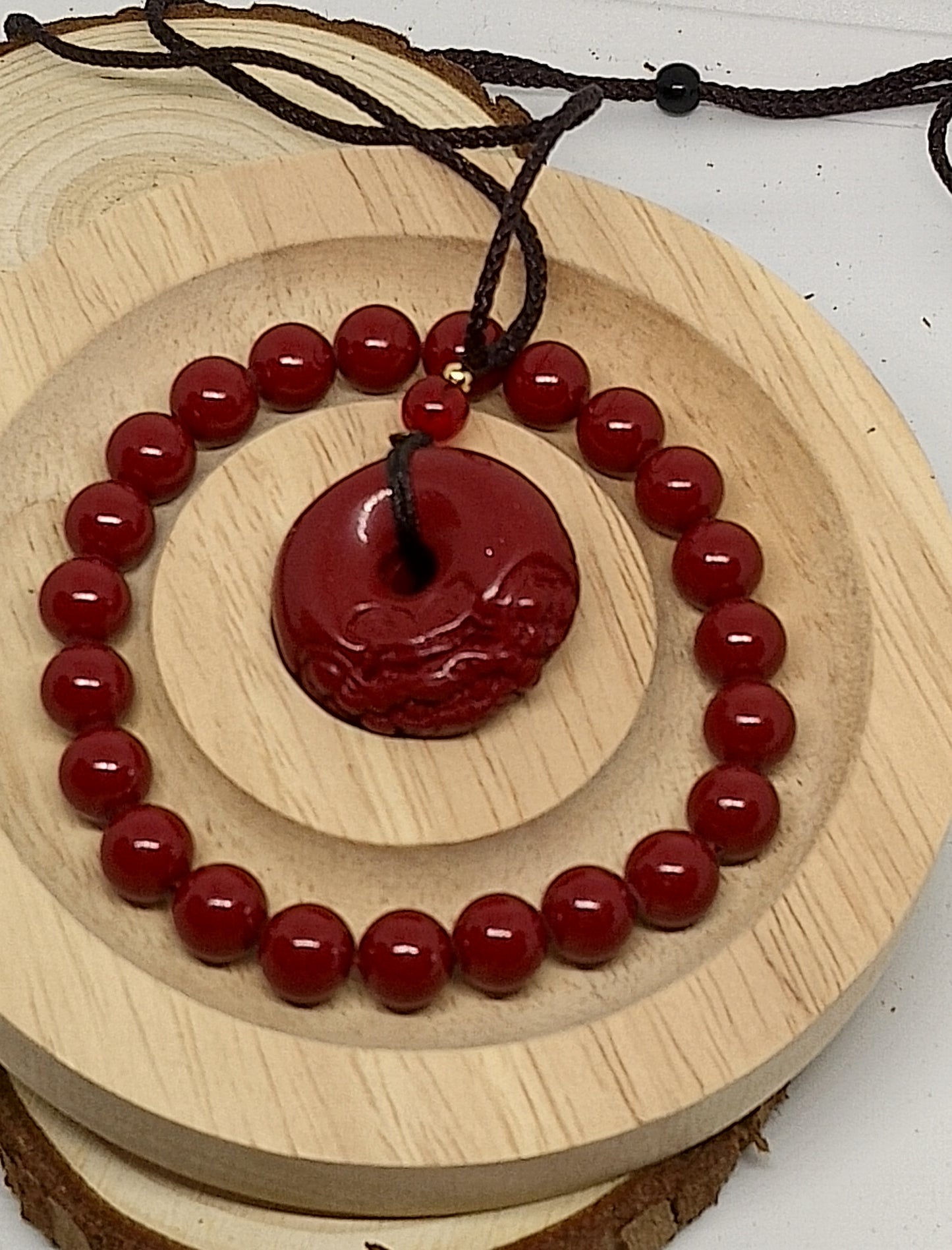 Collier et bracelet en Cinabre rouge