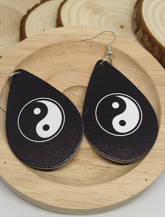 Boucles d'oreilles yin-yang en bois