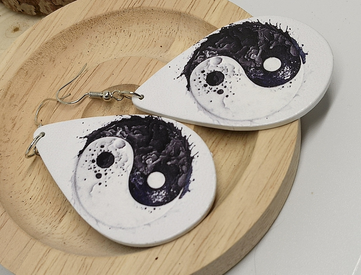 Boucles d'oreilles yin-yang en bois