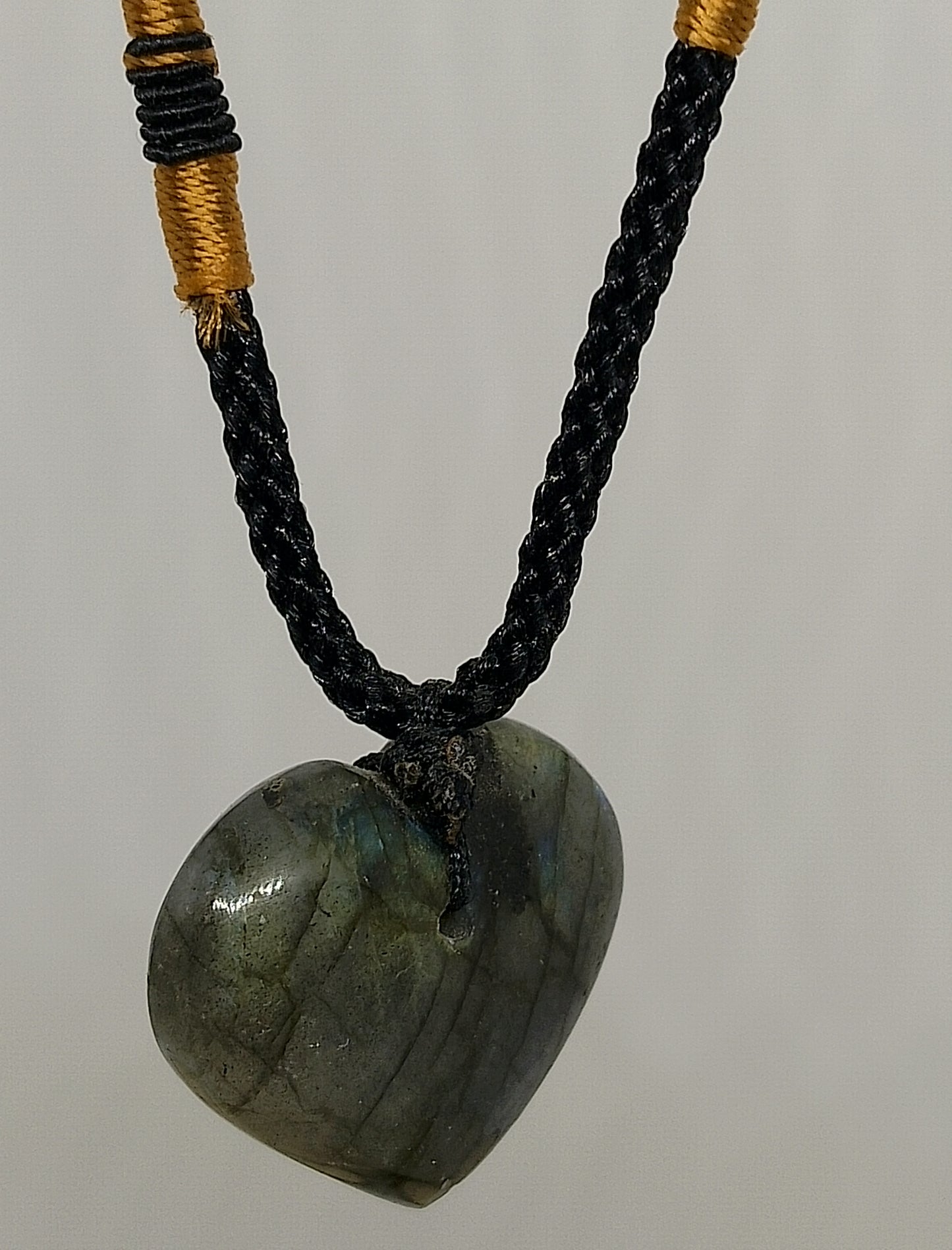 Collier en labradorite