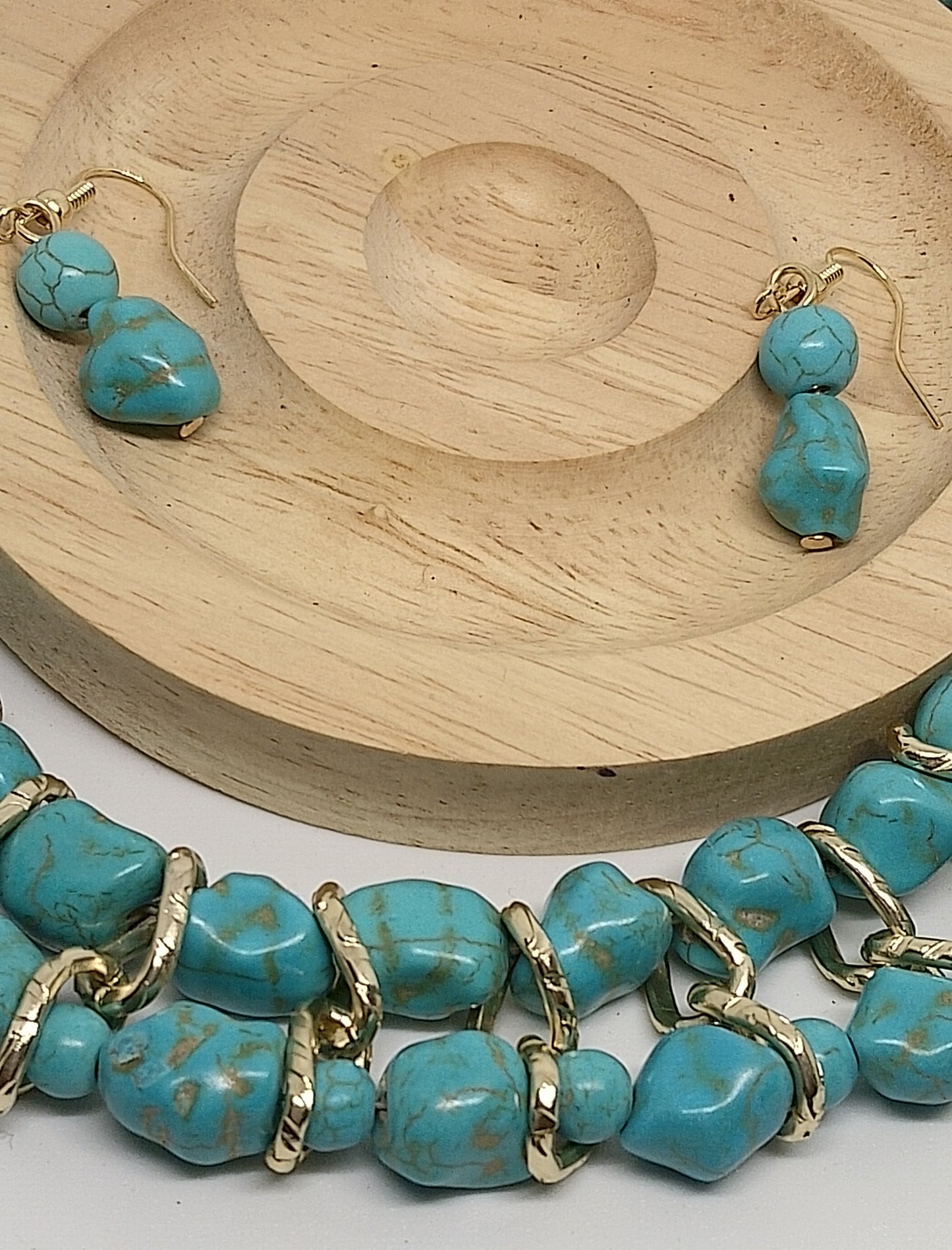 Collier et boucles d'oreilles turquoise véritable