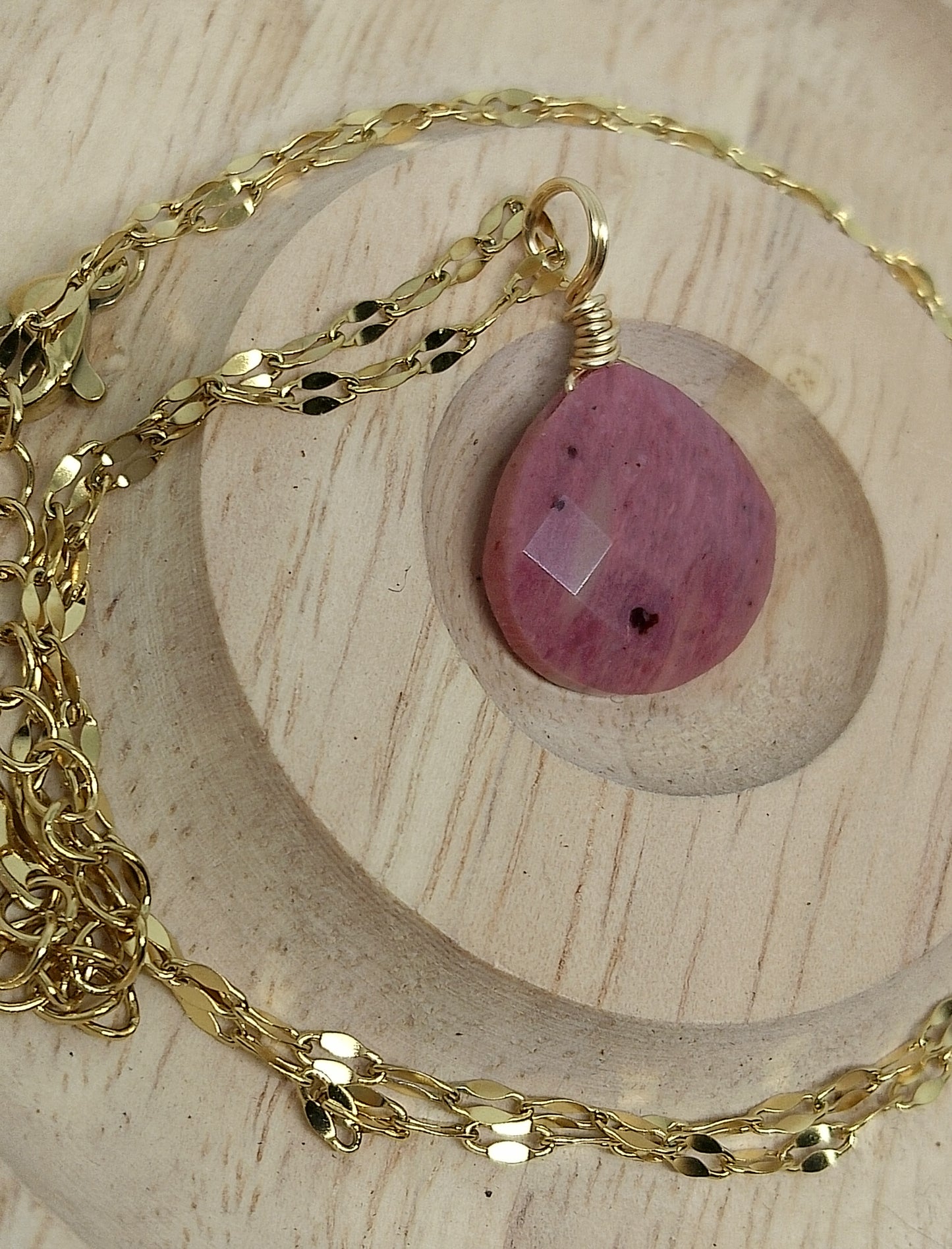 Collier rhodochrosite