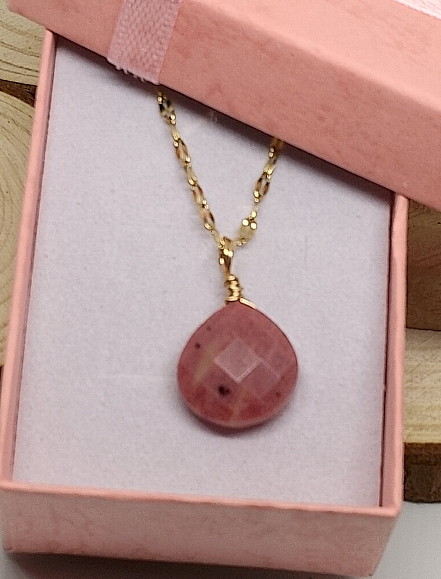 Collier rhodochrosite