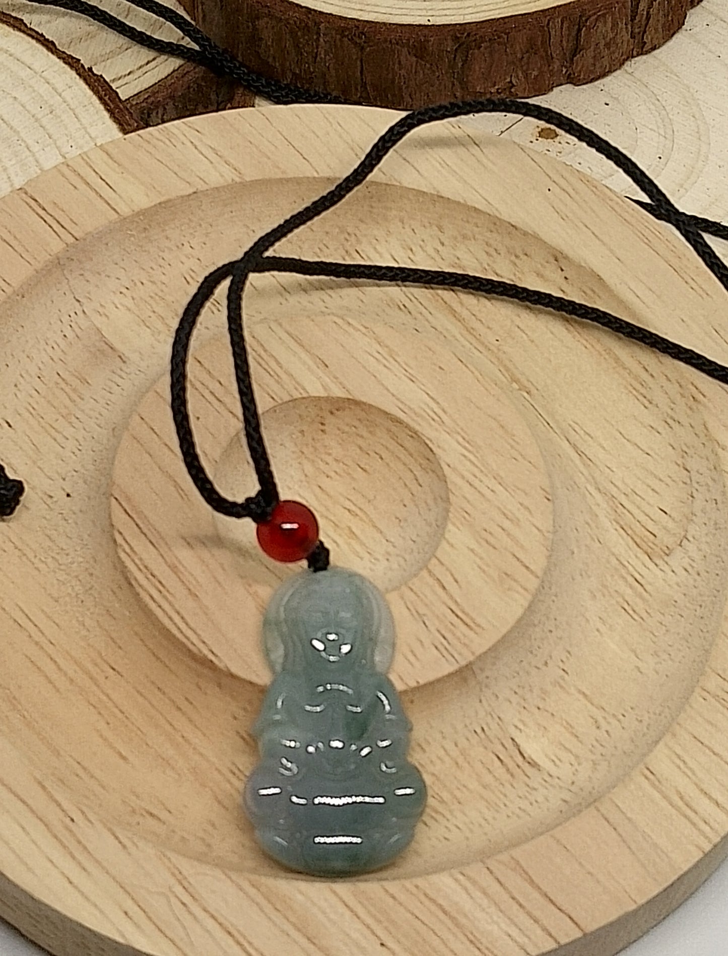 Collier buddha en jade