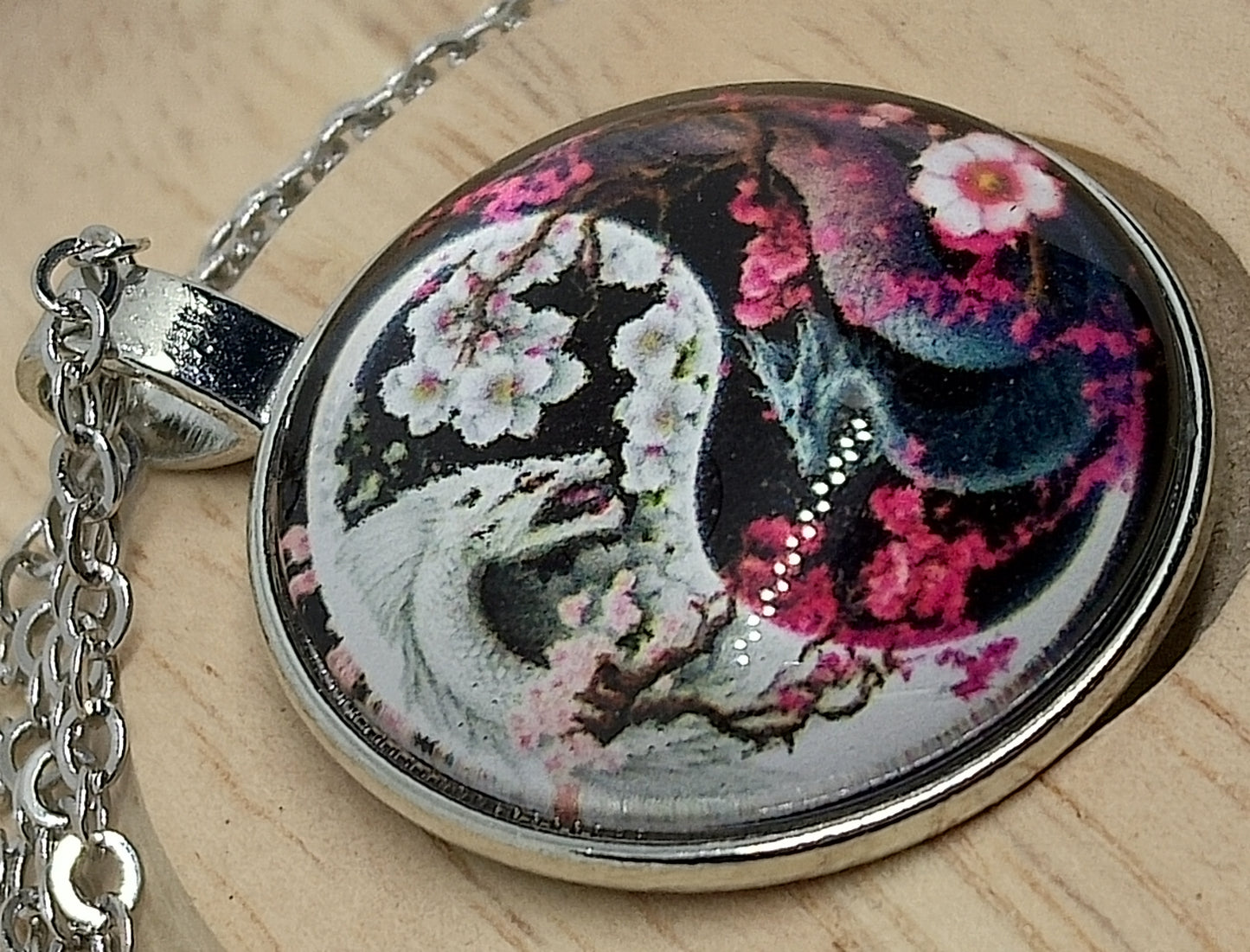 Collier et porte clés yin yang dragon