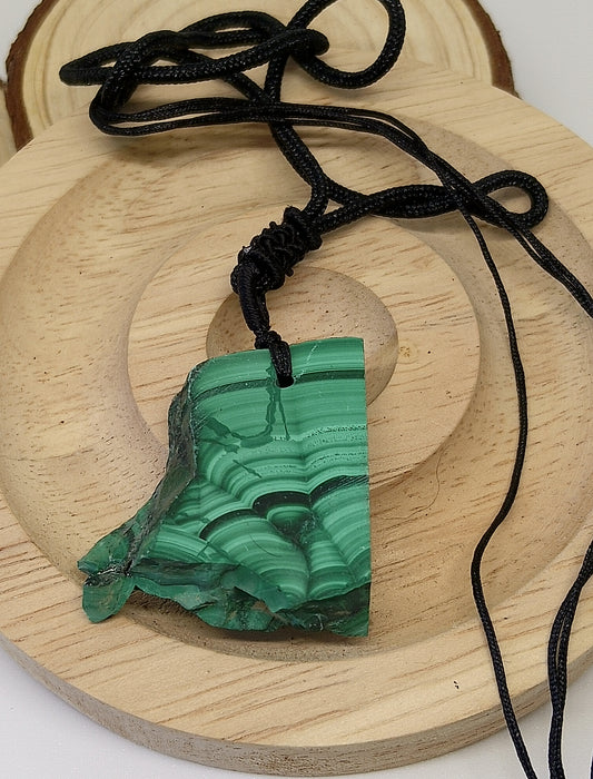 Collier en malachite véritable