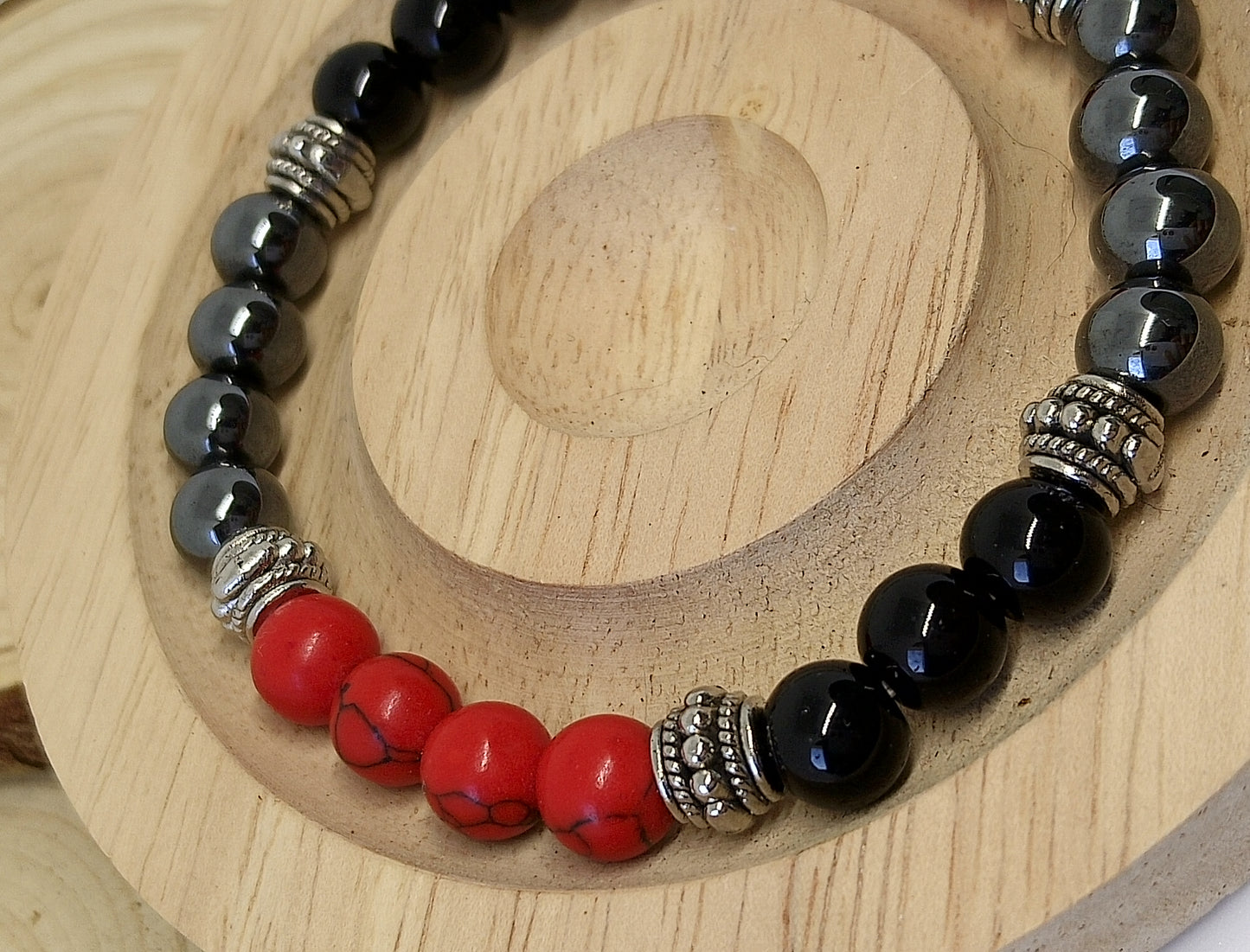 Bracelet tourmaline, hématite, howlite rouge