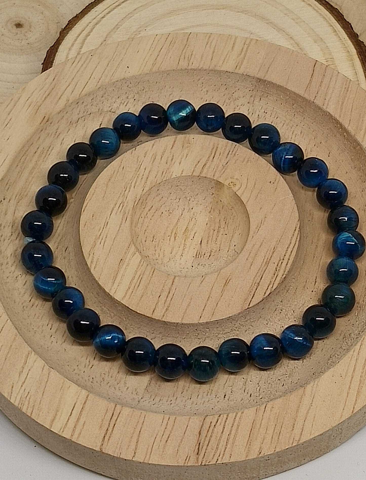 Bracelet en oeil de tigre bleu