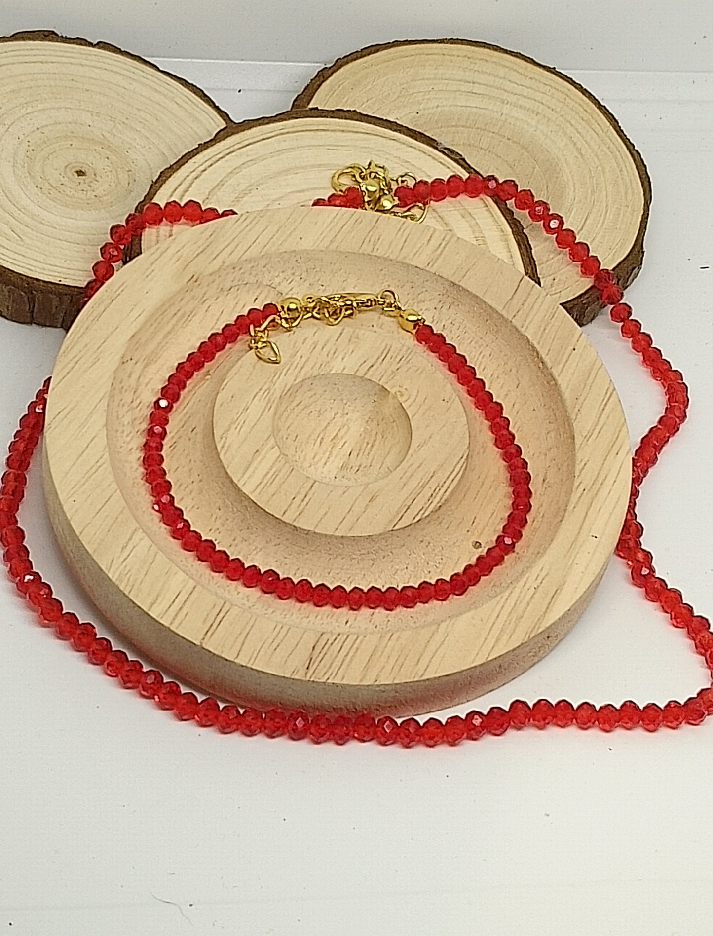 Collier et bracelet en verre coloré rouge