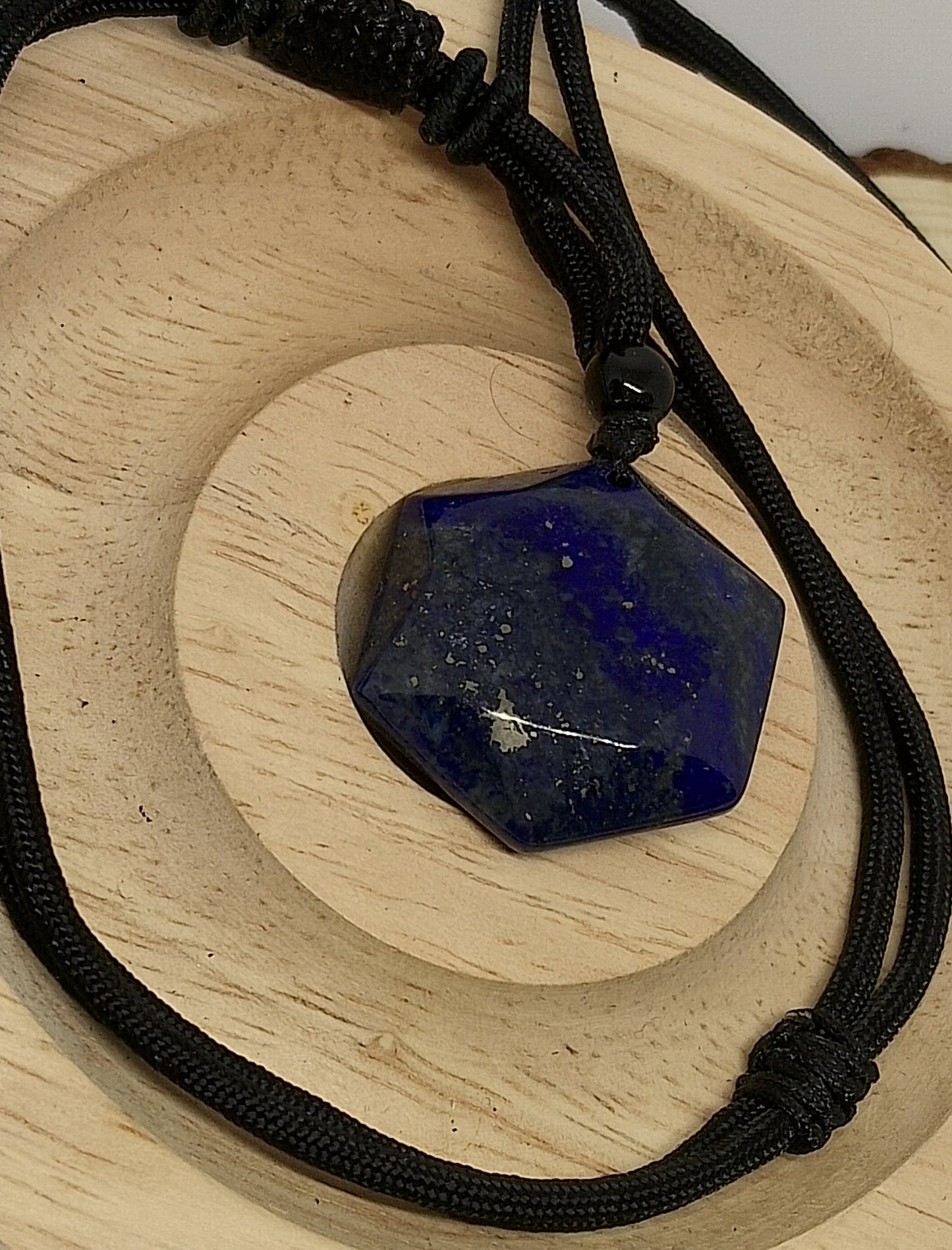 Collier en lapis lazuli