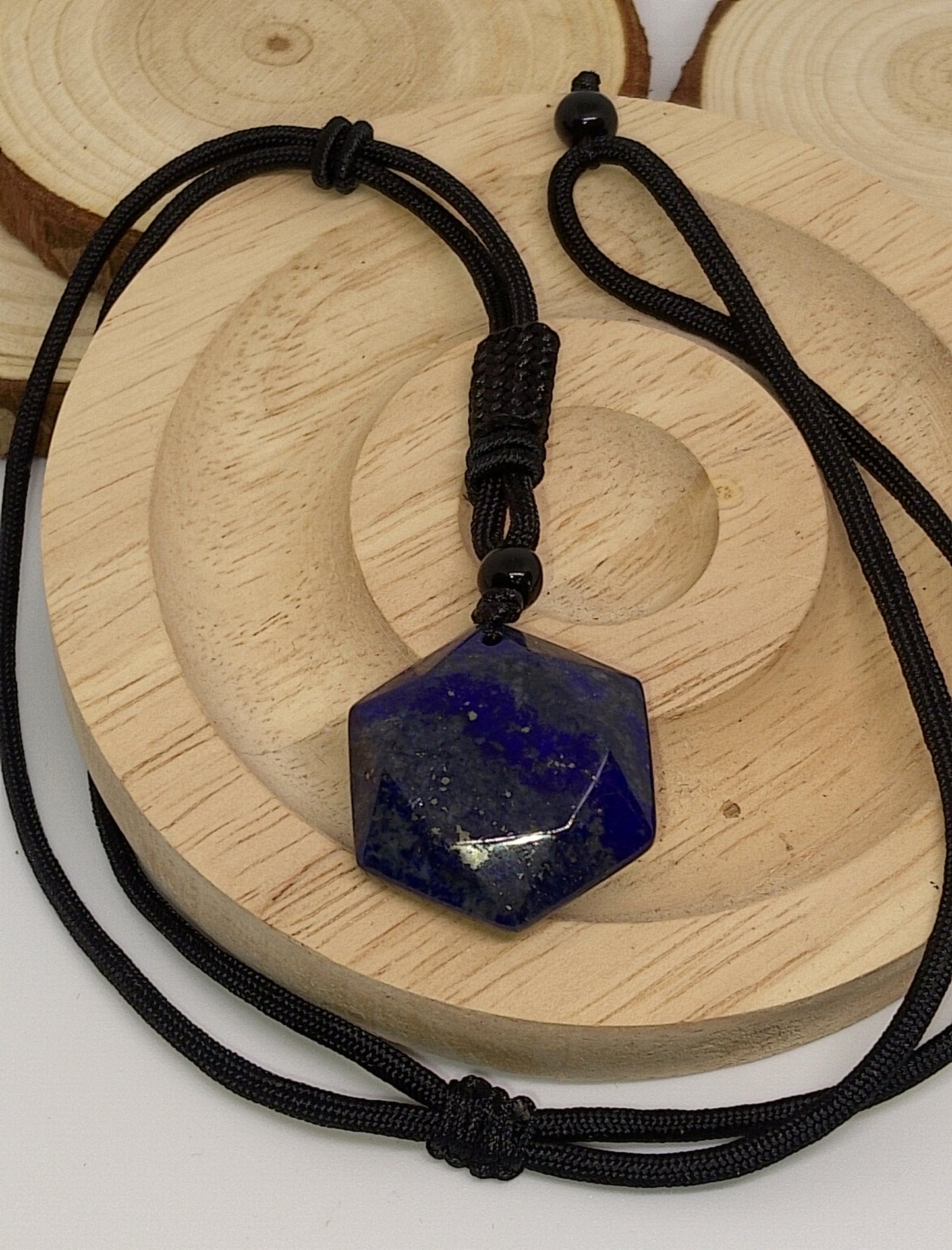 Collier en lapis lazuli