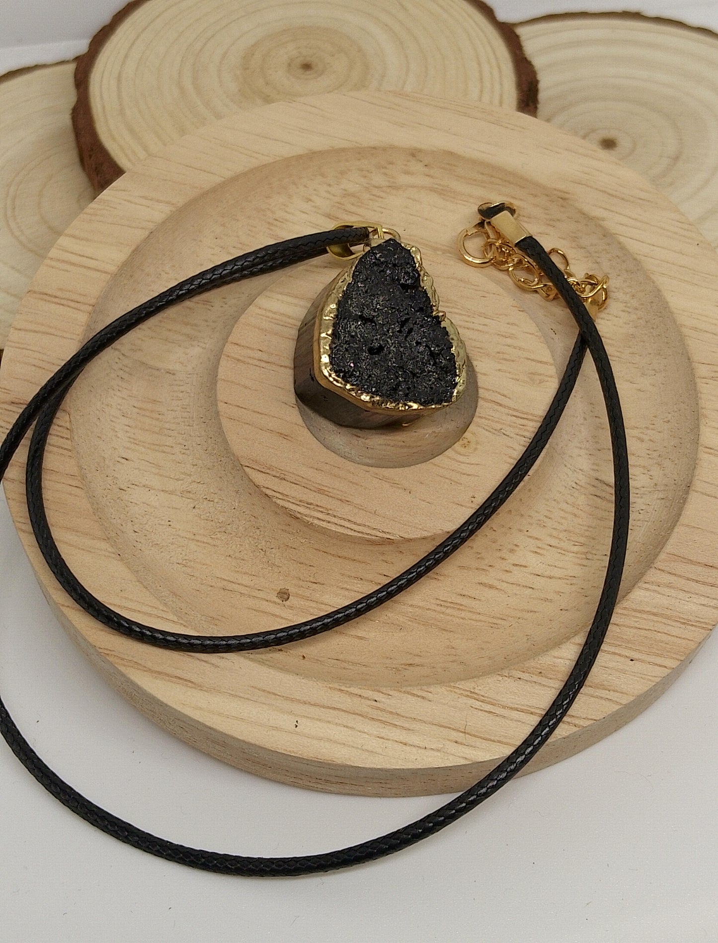 Collier en tourmaline noire