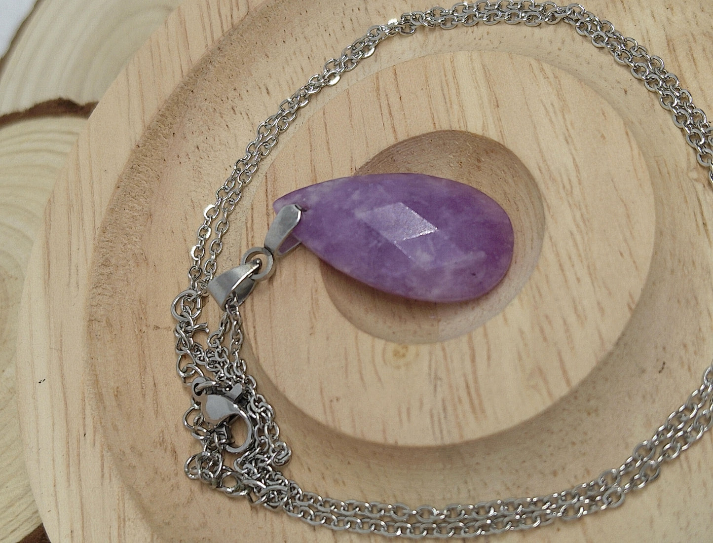 Collier en lépidolite