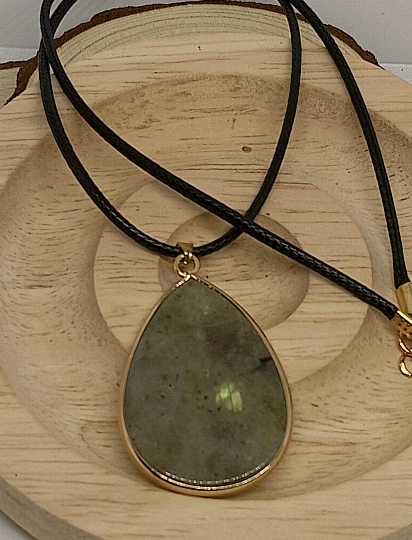 Collier en labradorite