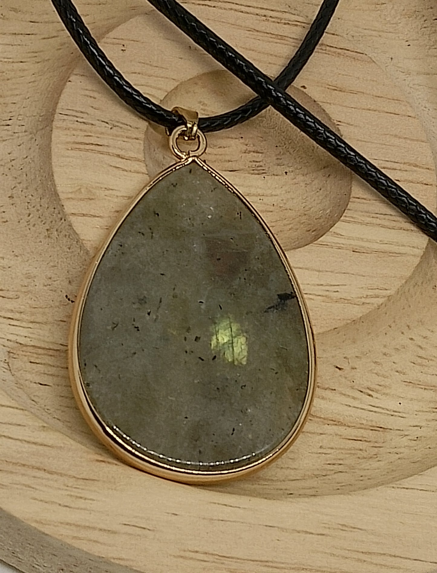 Collier en labradorite