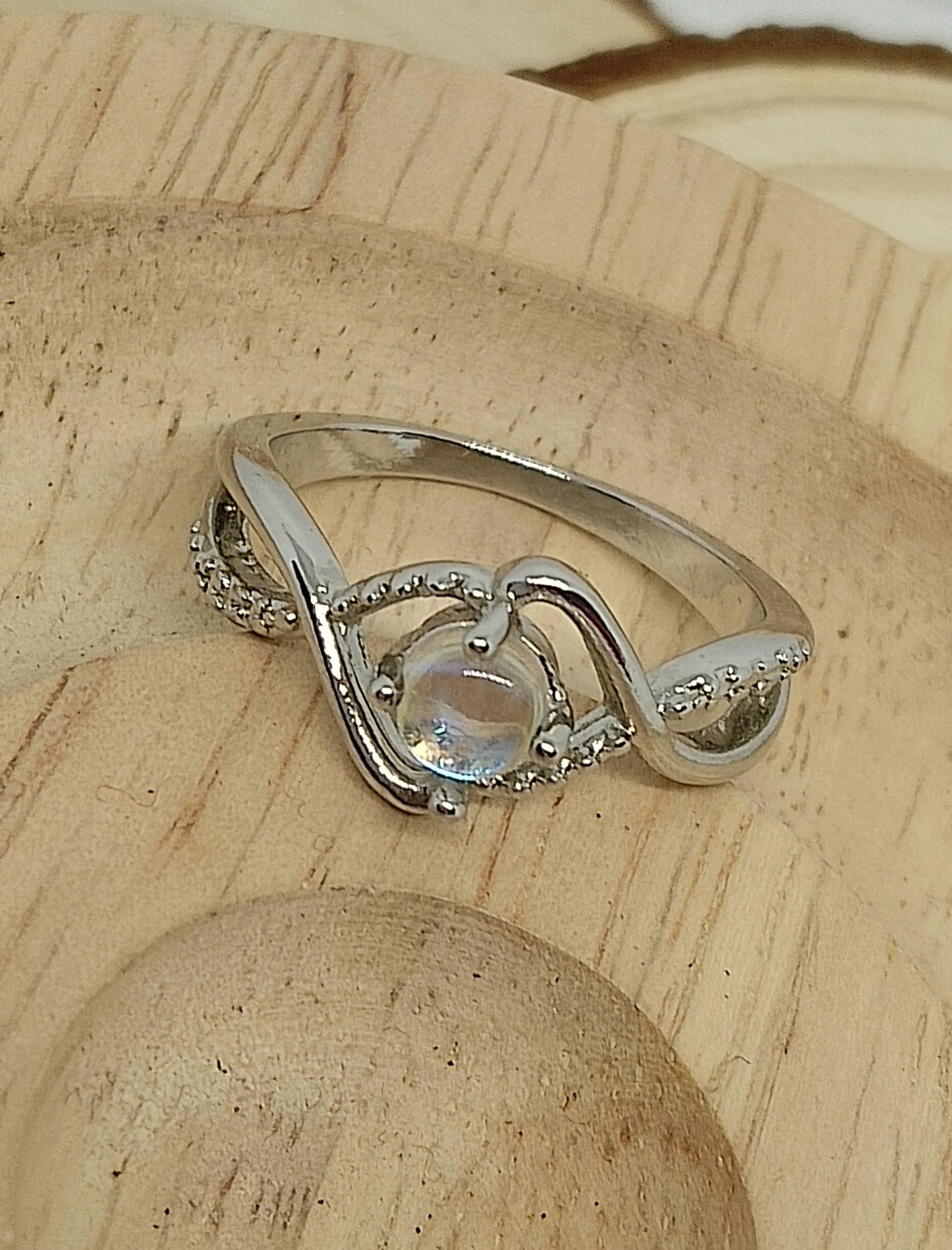 Bague en pierre de lune