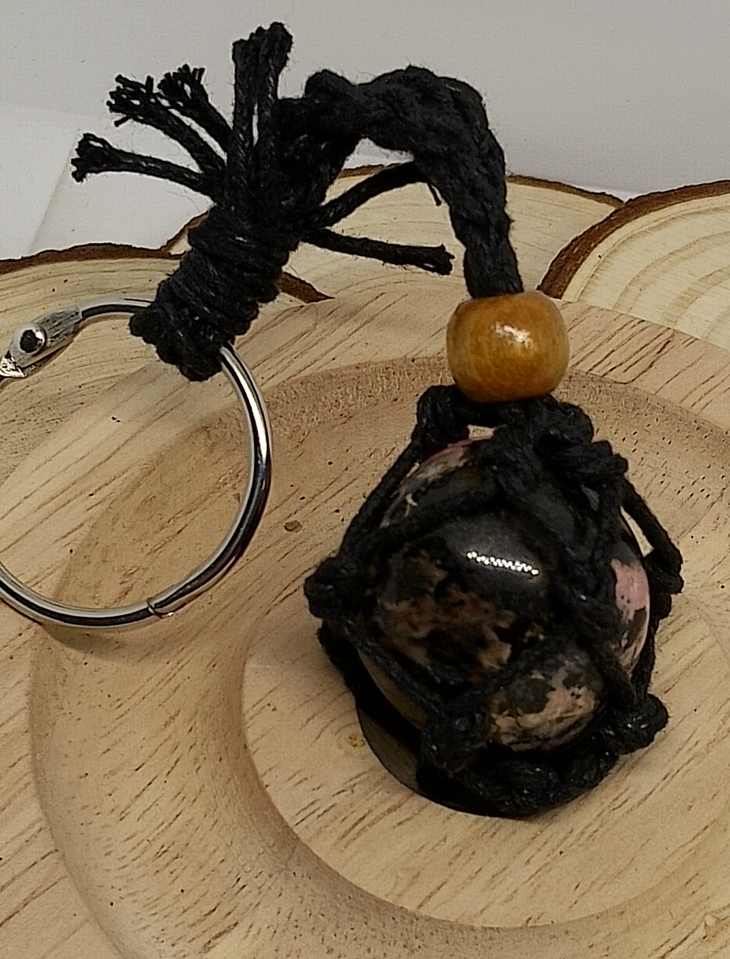 Porte clé en rhodonite