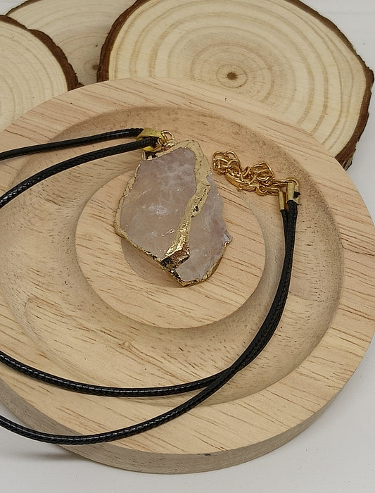 Collier en quartz blanc