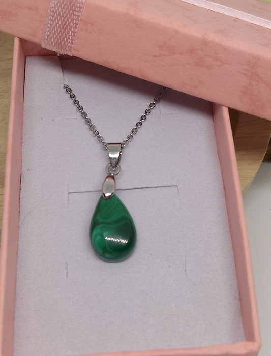 Collier en malachite véritable