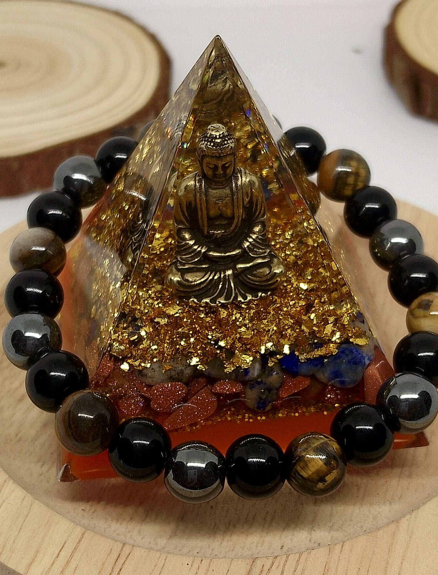 Pyramide orgonite et bracelet triple protection