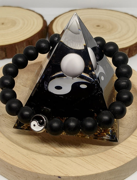 Pyramide orgonite yin-yang et bracelet yin yang