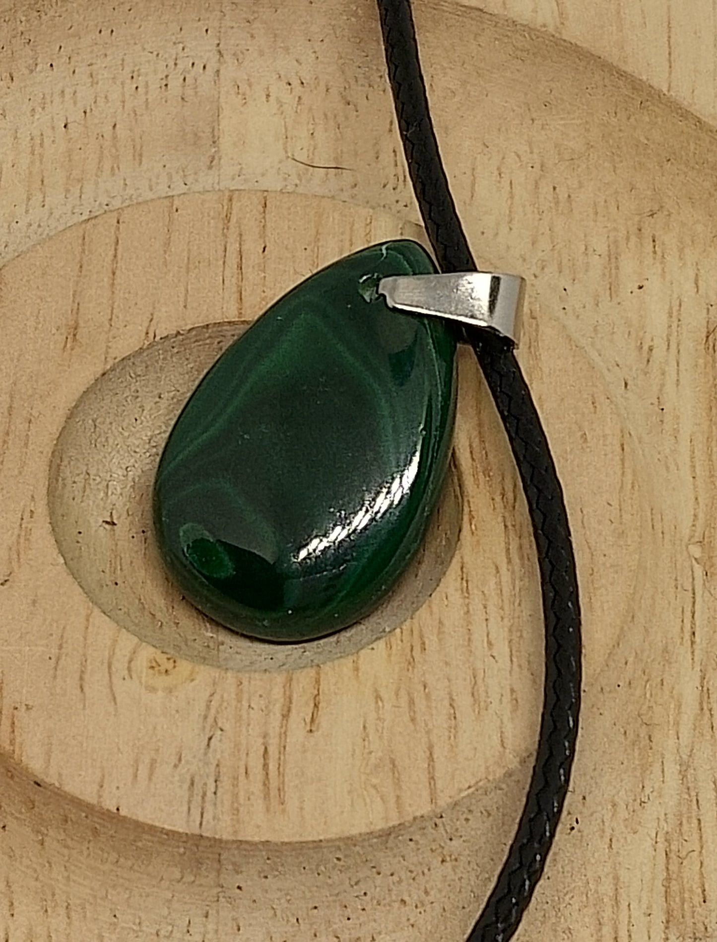 Collier en malachite véritable