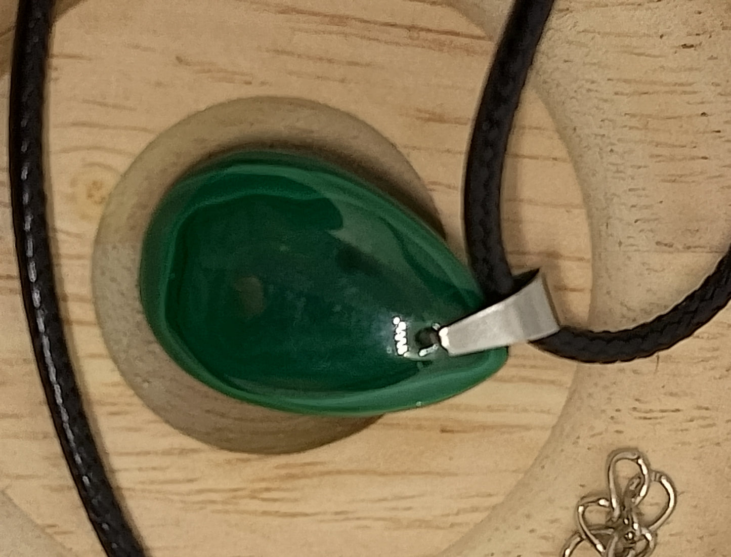 Collier en malachite véritable