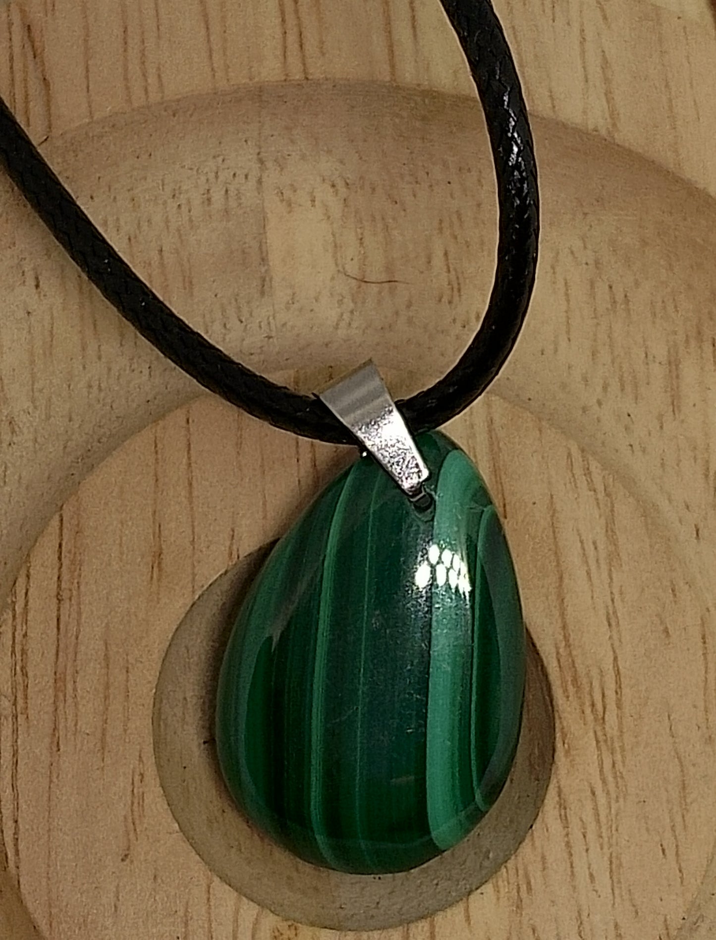 Collier en malachite véritable