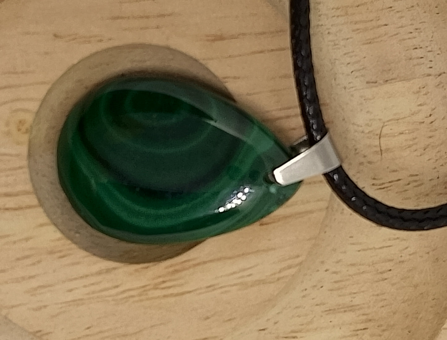 Collier en malachite véritable