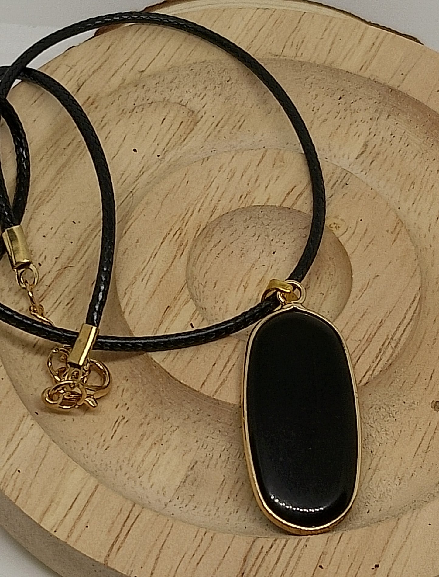 Collier en obsidienne