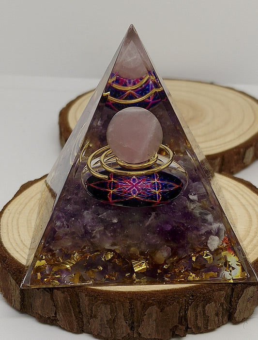 pyramide orgonite quartz rose améthyste