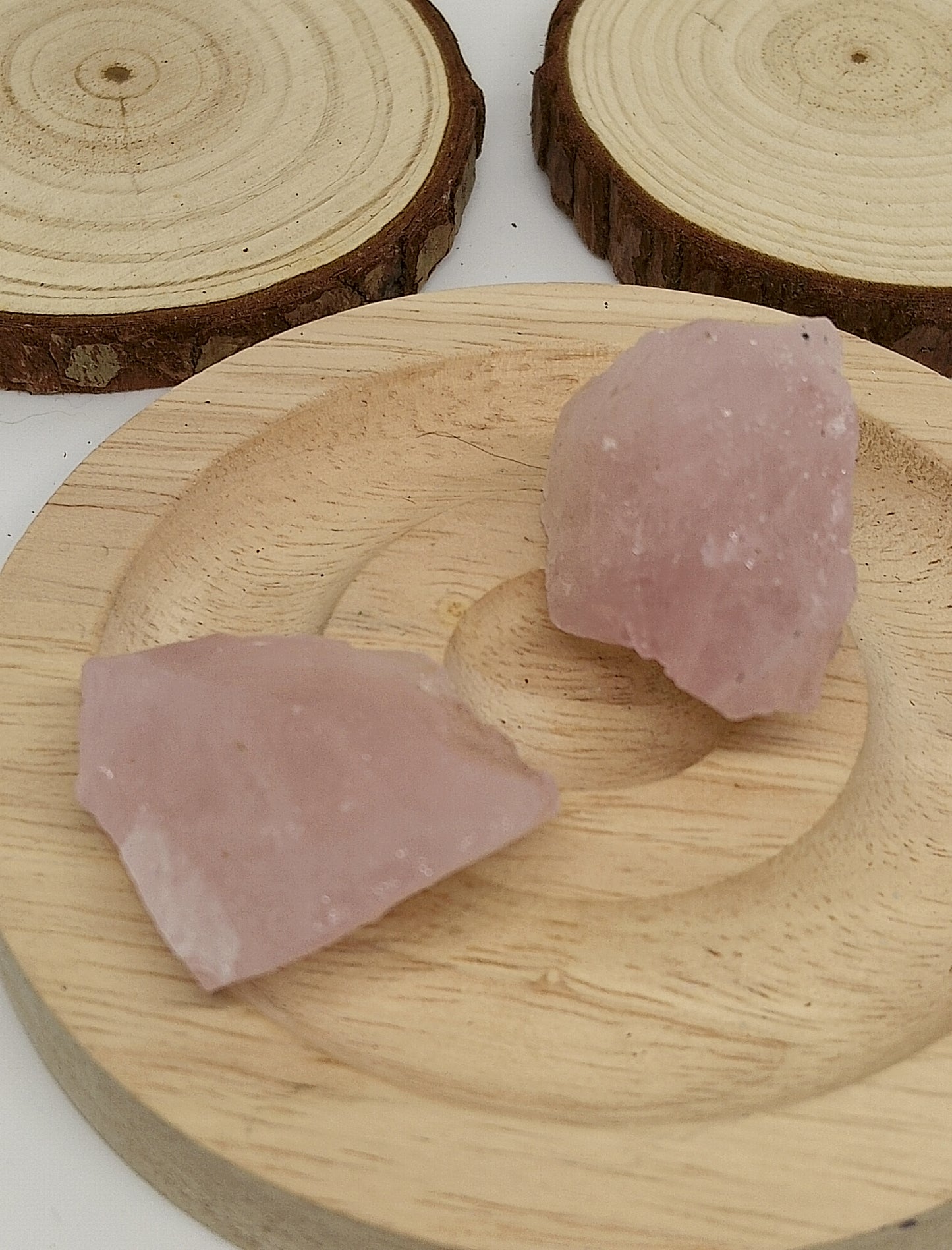 Pierre brute de quartz rose