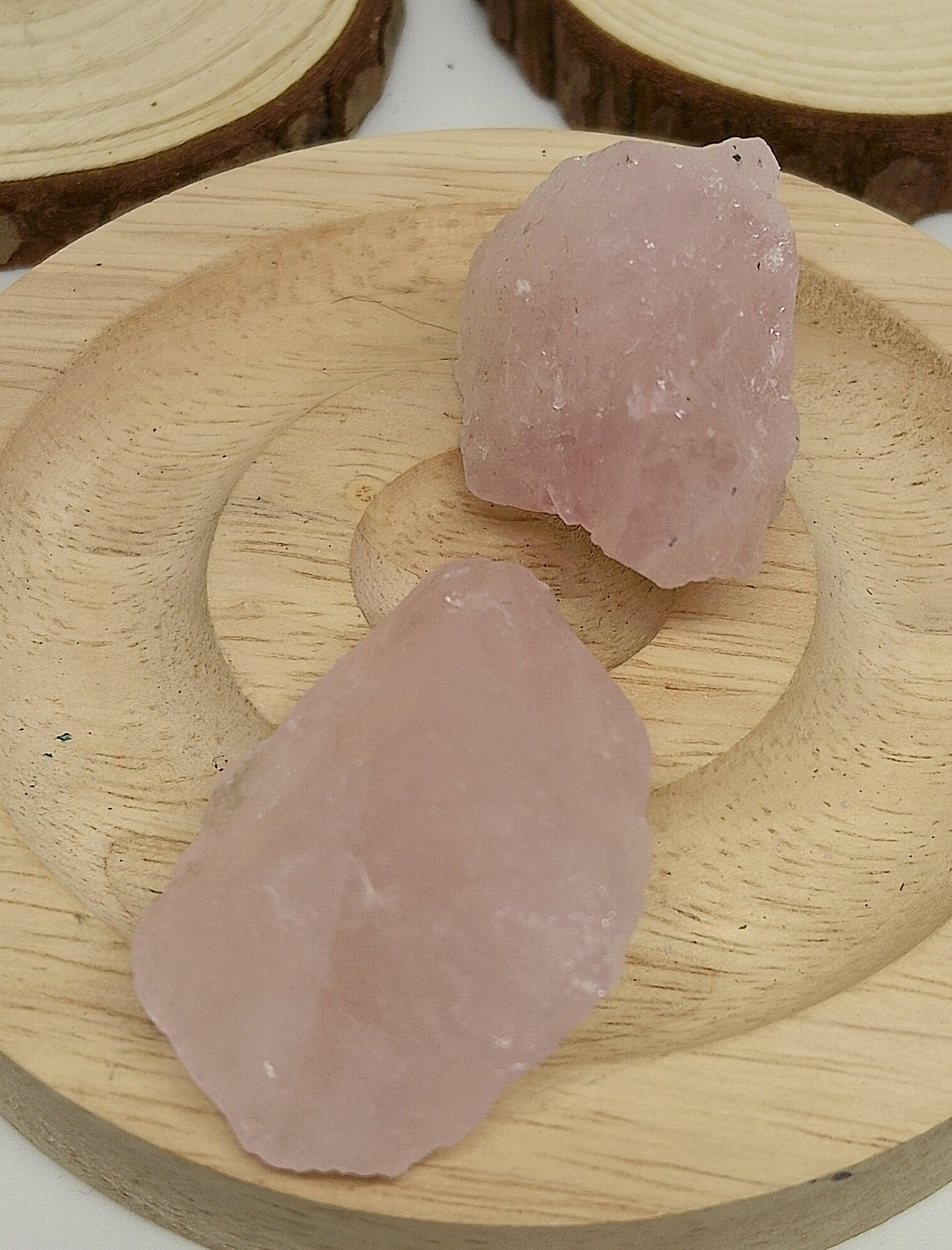 Pierre brute de quartz rose