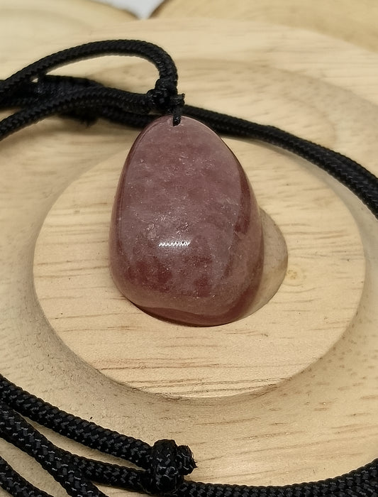 Collier en quartz fraise