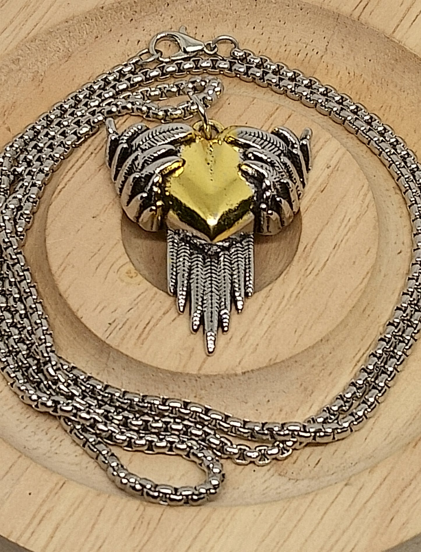 collier coeur ailé
