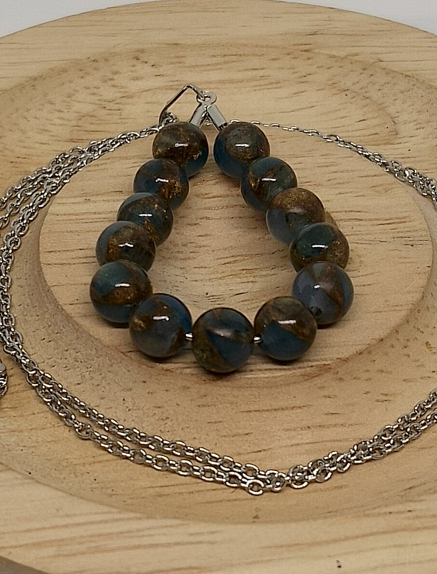 Collier en jaspe polychrome et acier inoxydable