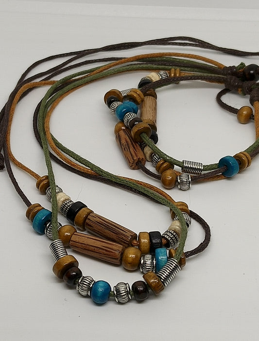 Collier et bracelet ethniques en bois
