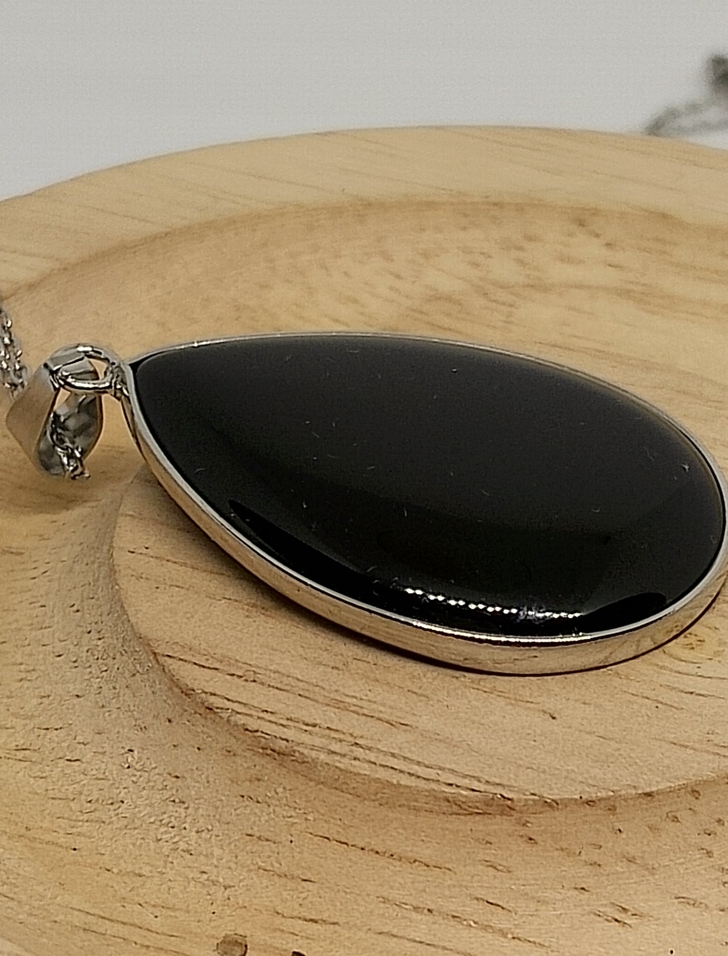 Collier en agate noire