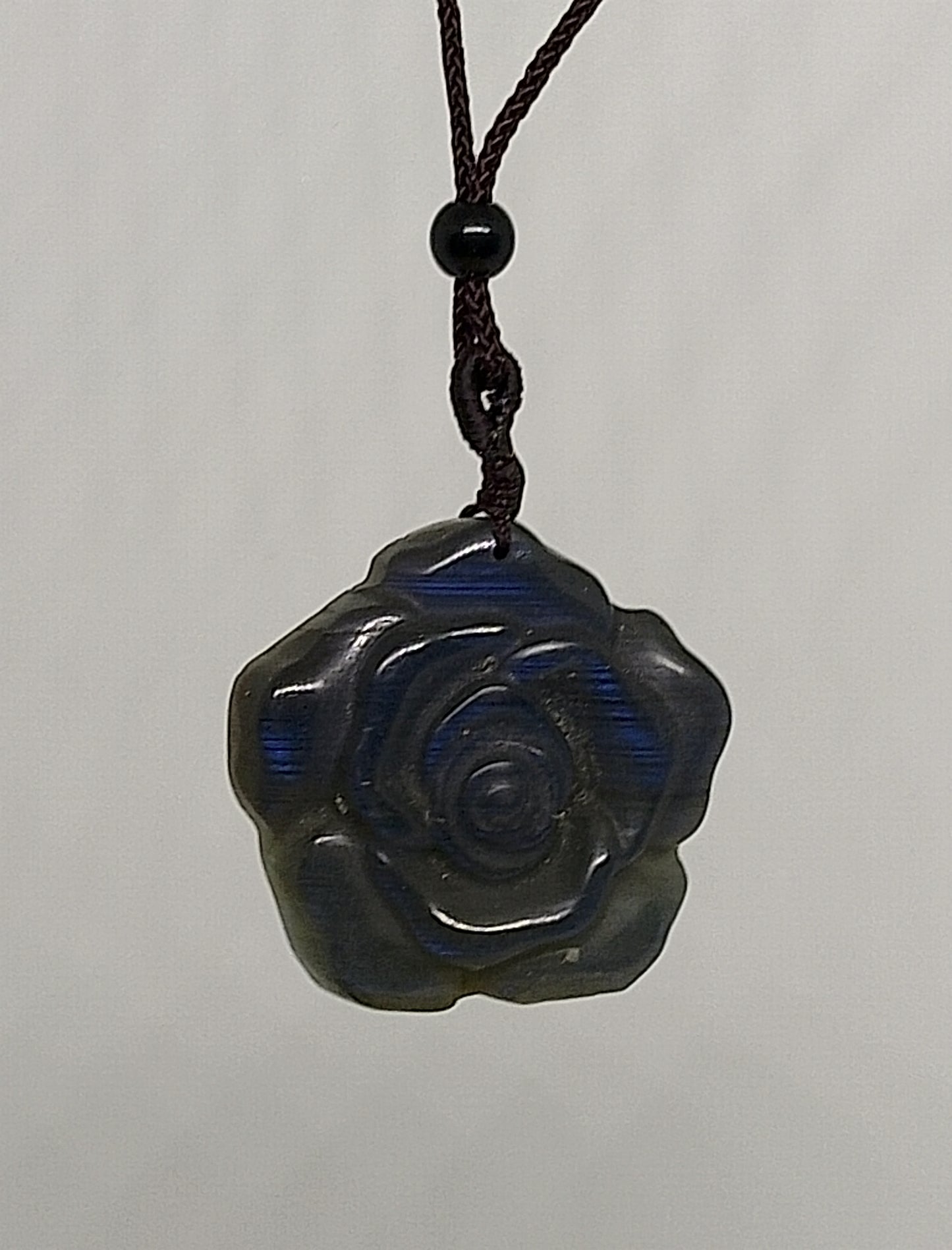 Collier en labradorite fleur