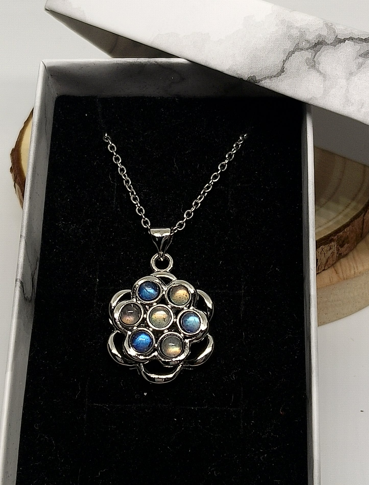 Collier amovible en labradorite