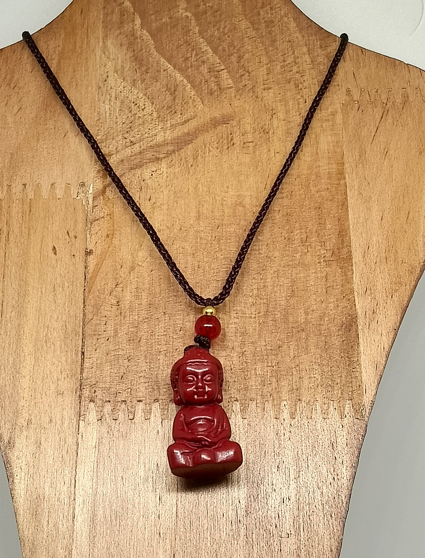 Collier Bouddha en cinabre