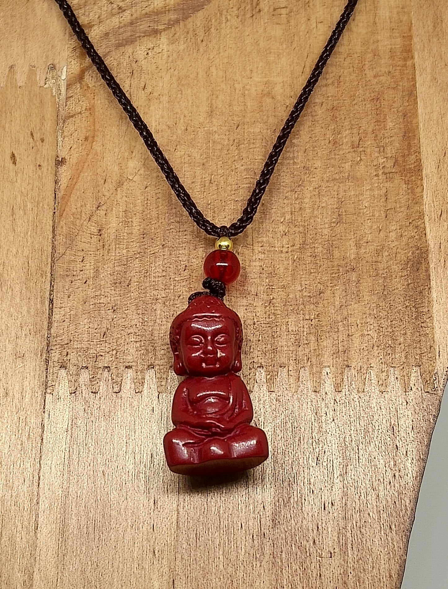 Collier Bouddha en cinabre
