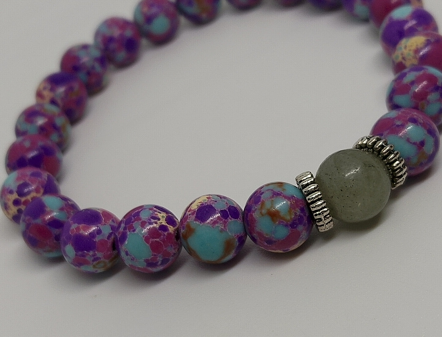 Bracelet en jaspe impérial violet, labradorite 8mm