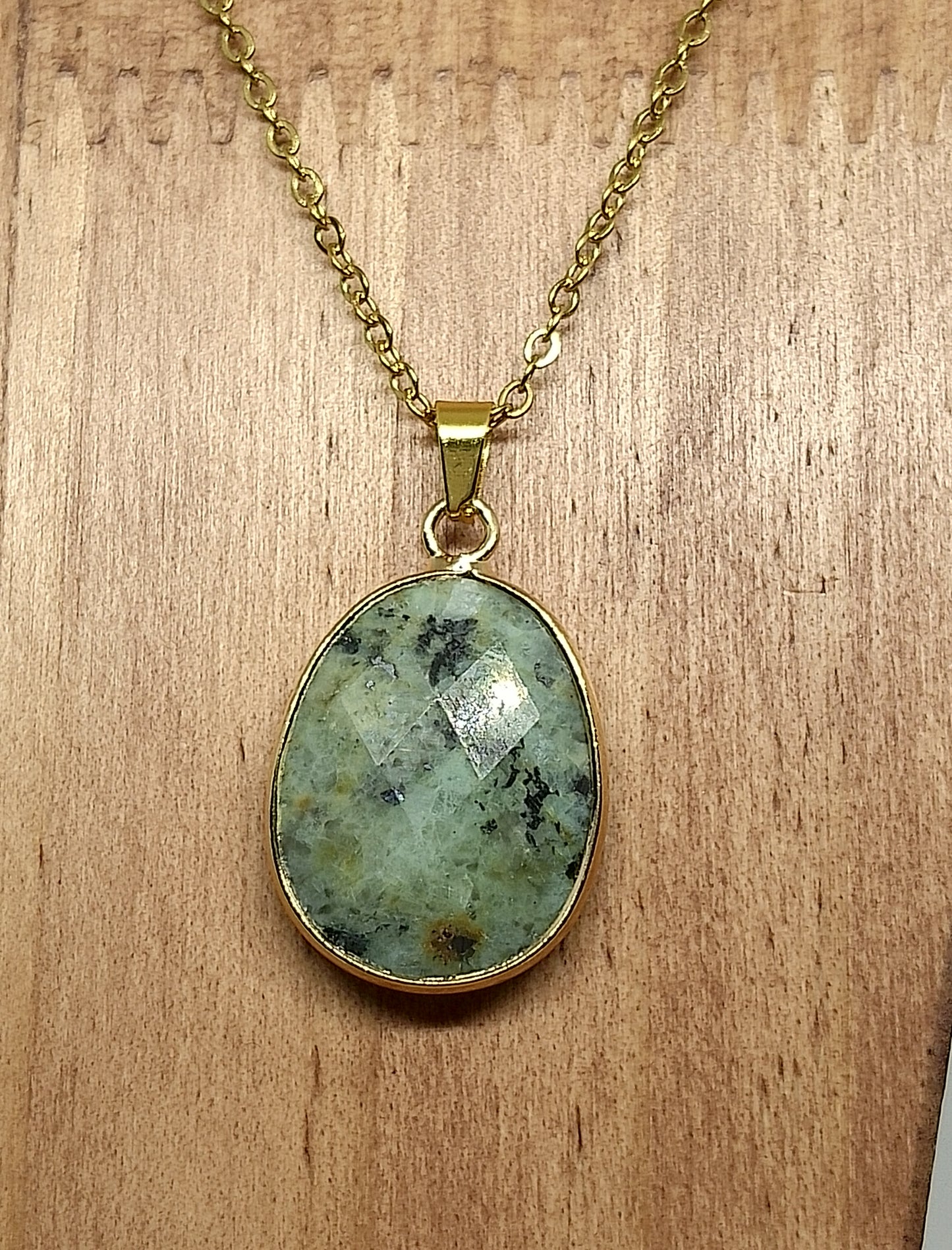 Collier en turquoise africaine