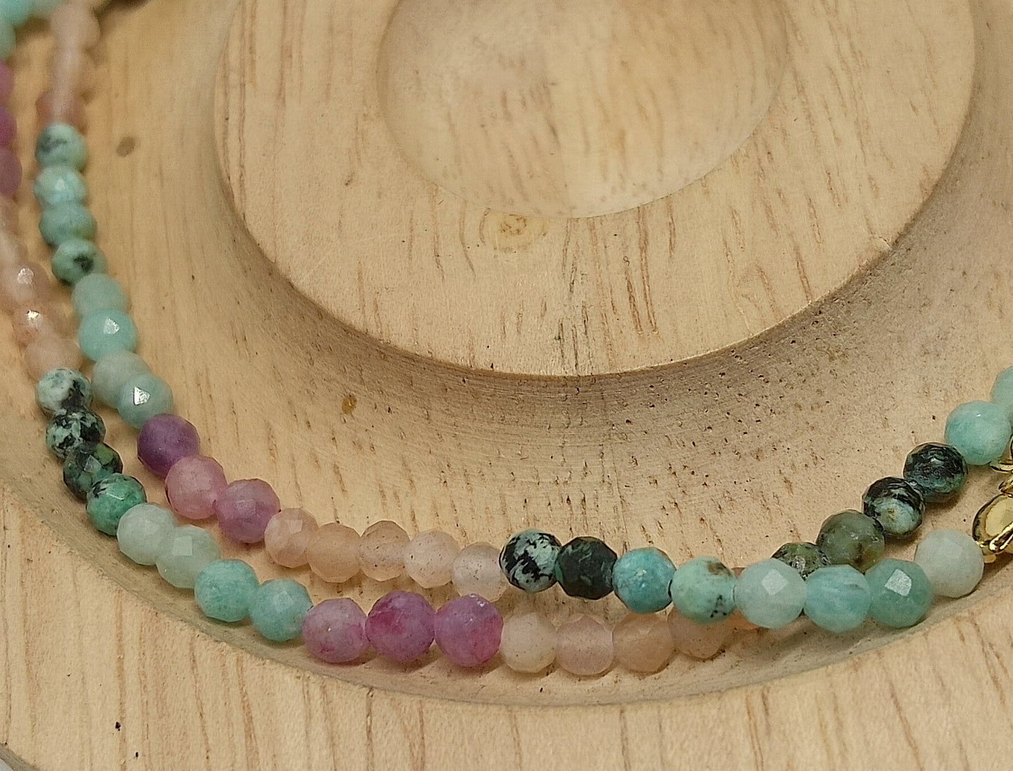 Collier en perles facettes d'améthyste, aventurine, quartz rose, turquoise africaine 2mm