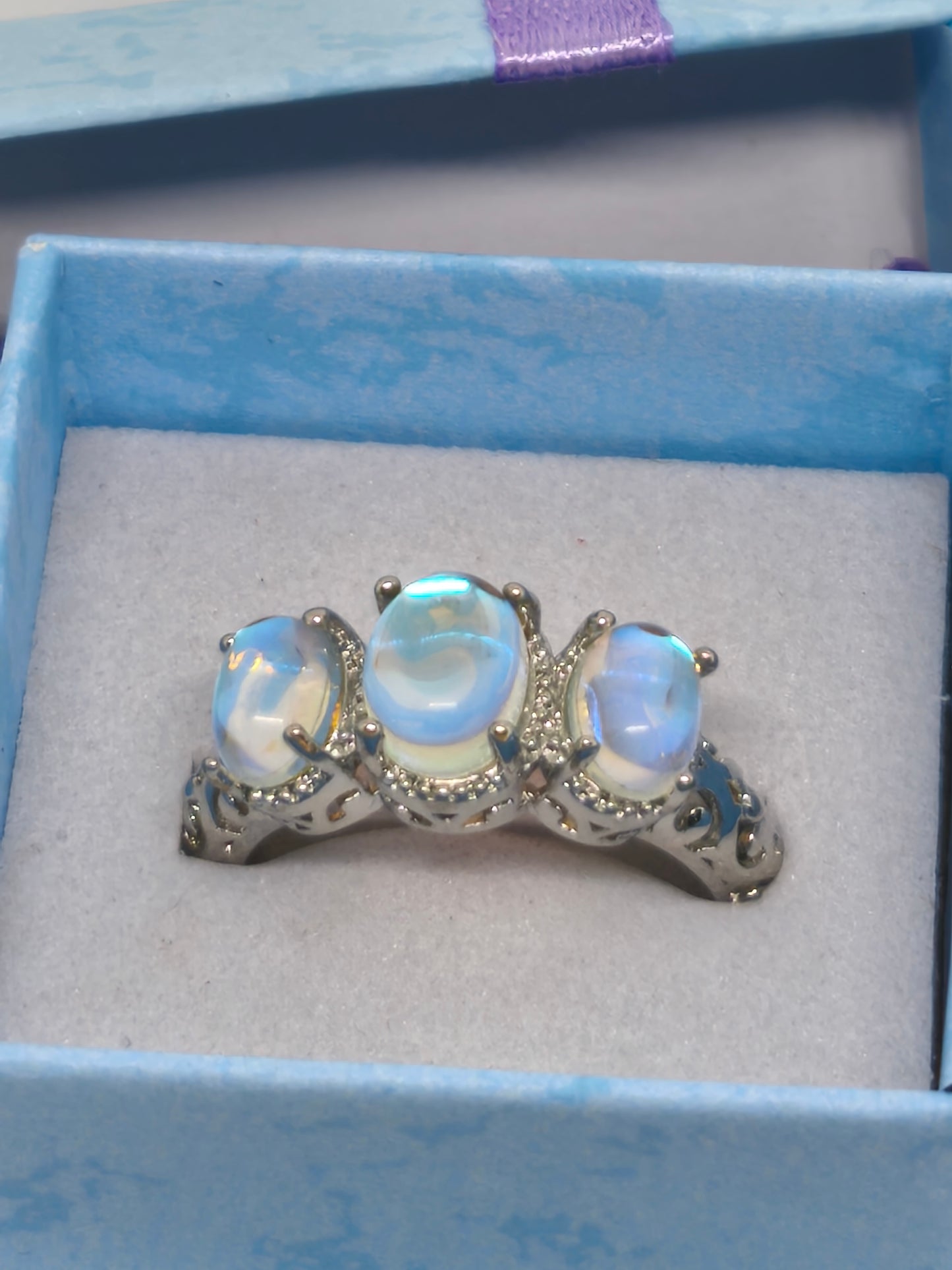 Bague en argent et pierre de lune, 18mm