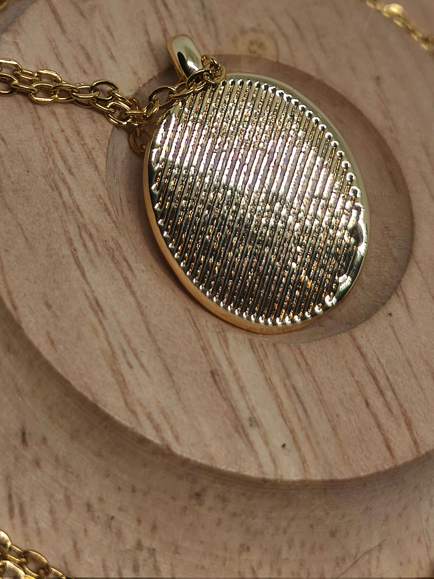 Collier en pierre de rhodonite et acier inoxydable