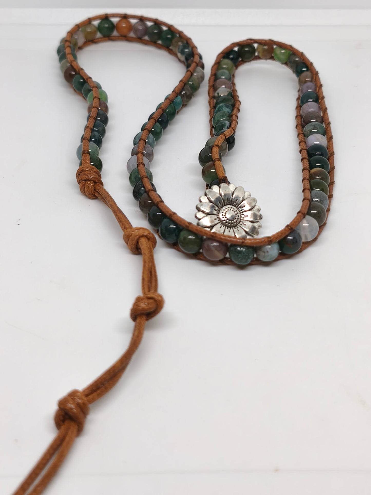 Bracelet enveloppant en perles d'agate indienne