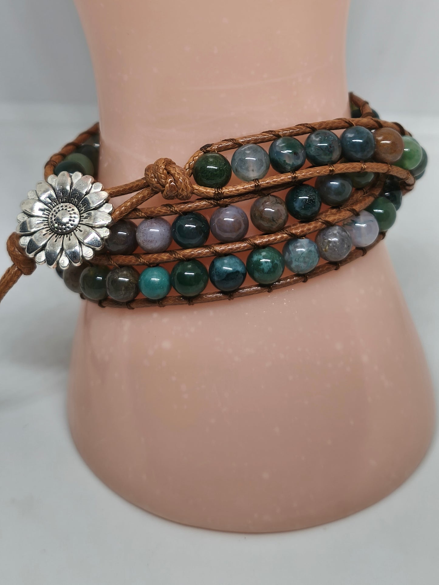 Bracelet enveloppant en perles d'agate indienne